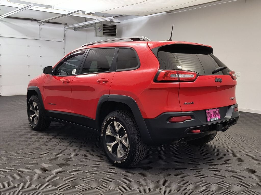 Used 2017 Jeep Cherokee Trailhawk 4x4 SUV