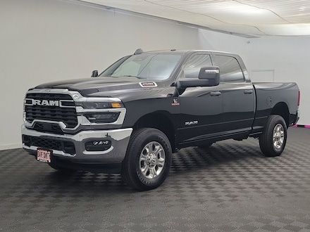 2025 Ram 2500 Big Horn Truck Crew Cab