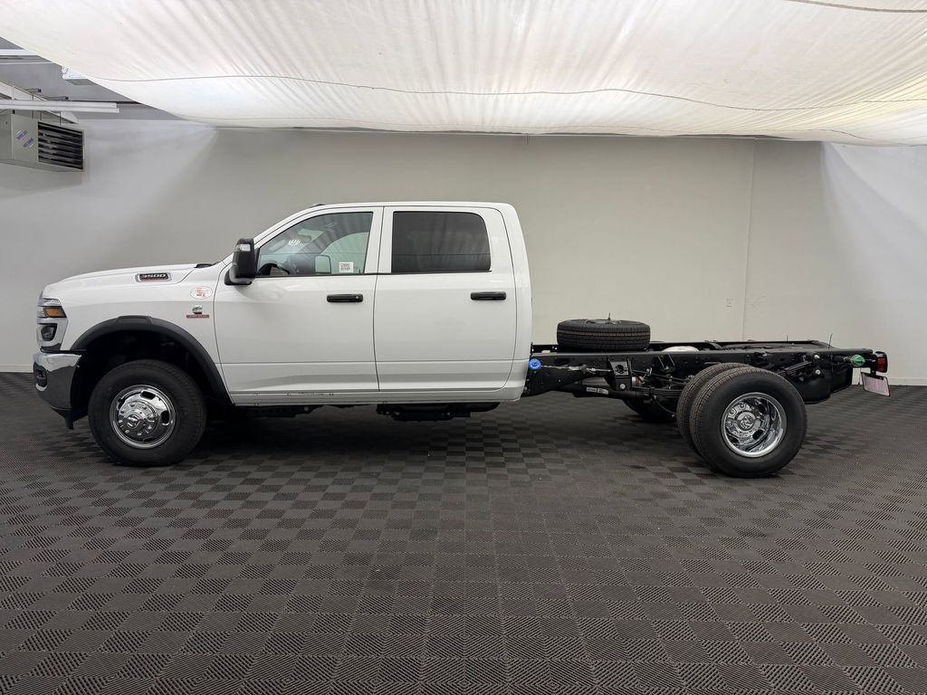 New 2026 Ram 3500 Chassis Crew CAB 4 Door Cab; Crew