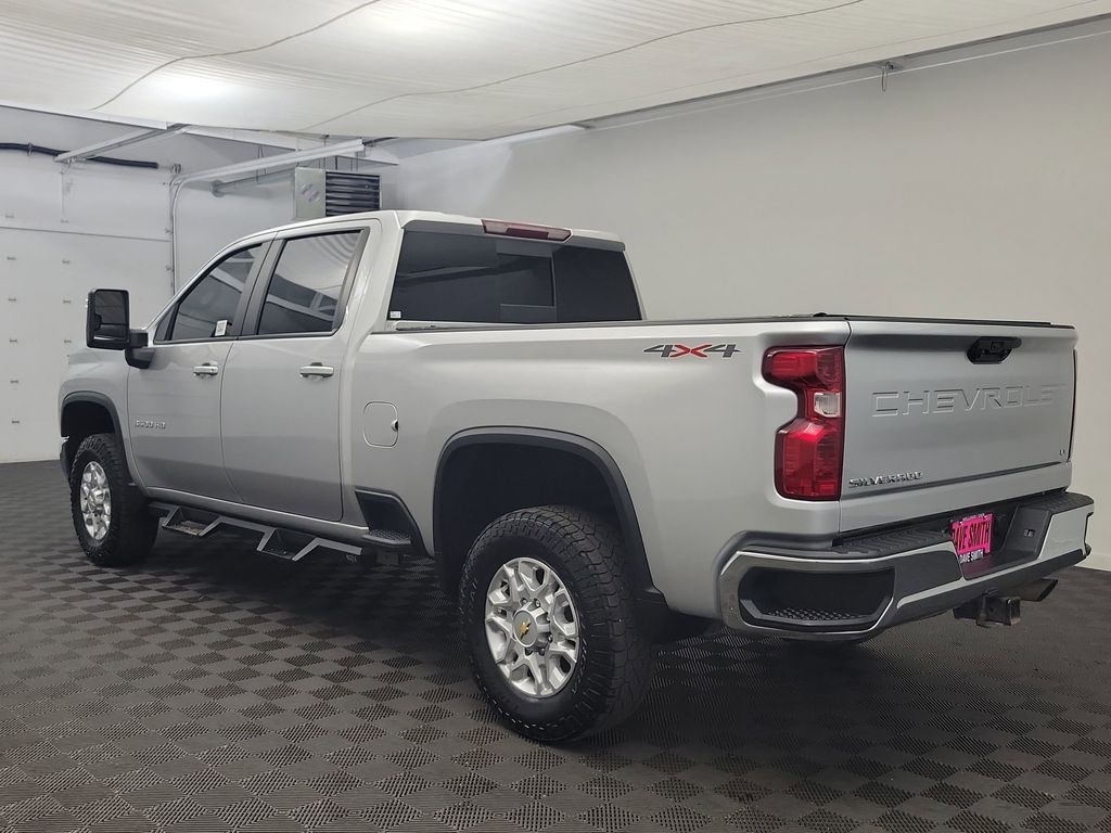 Used 2022 Chevrolet Silverado 3500 LT Truck Crew Cab