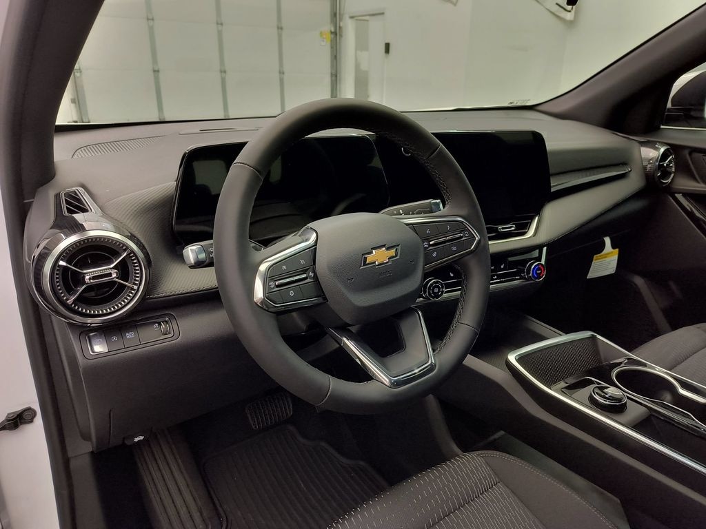 New 2026 Chevrolet Equinox FWD LT Sport Utility