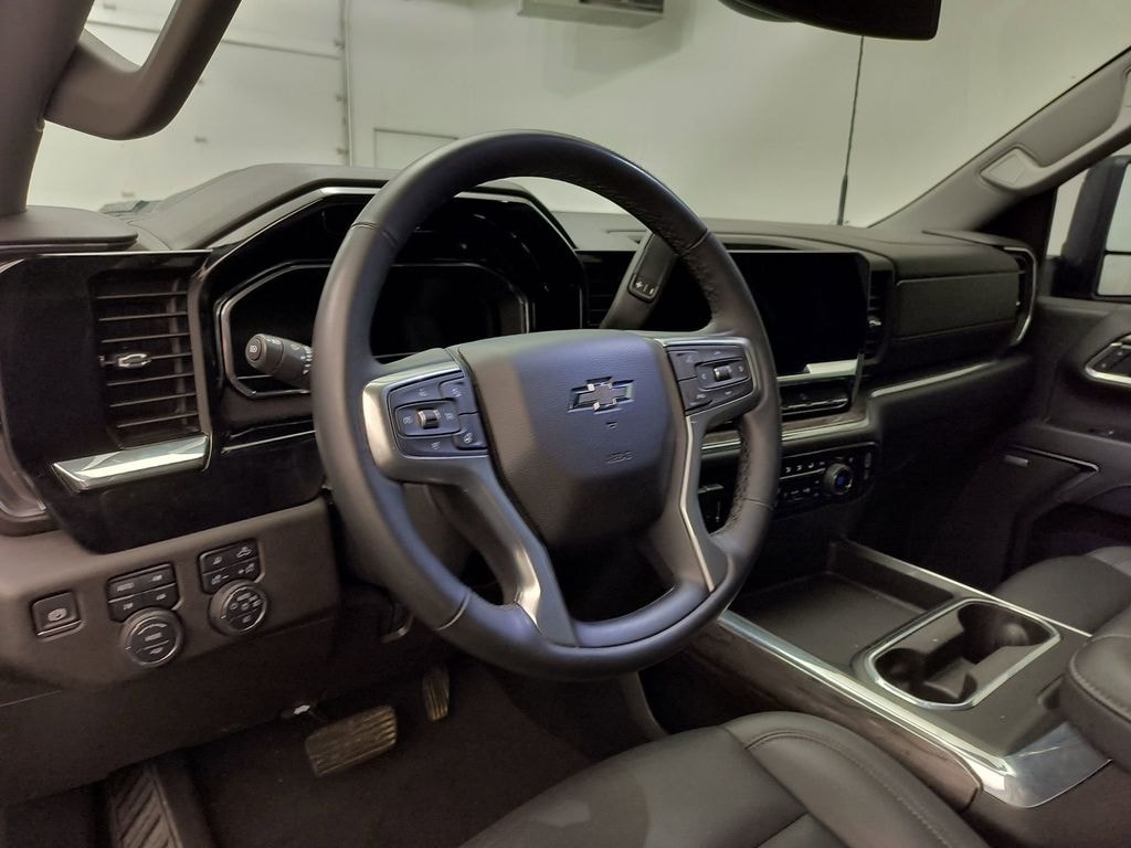 Used 2025 Chevrolet Silverado 2500 LTZ Truck Crew Cab