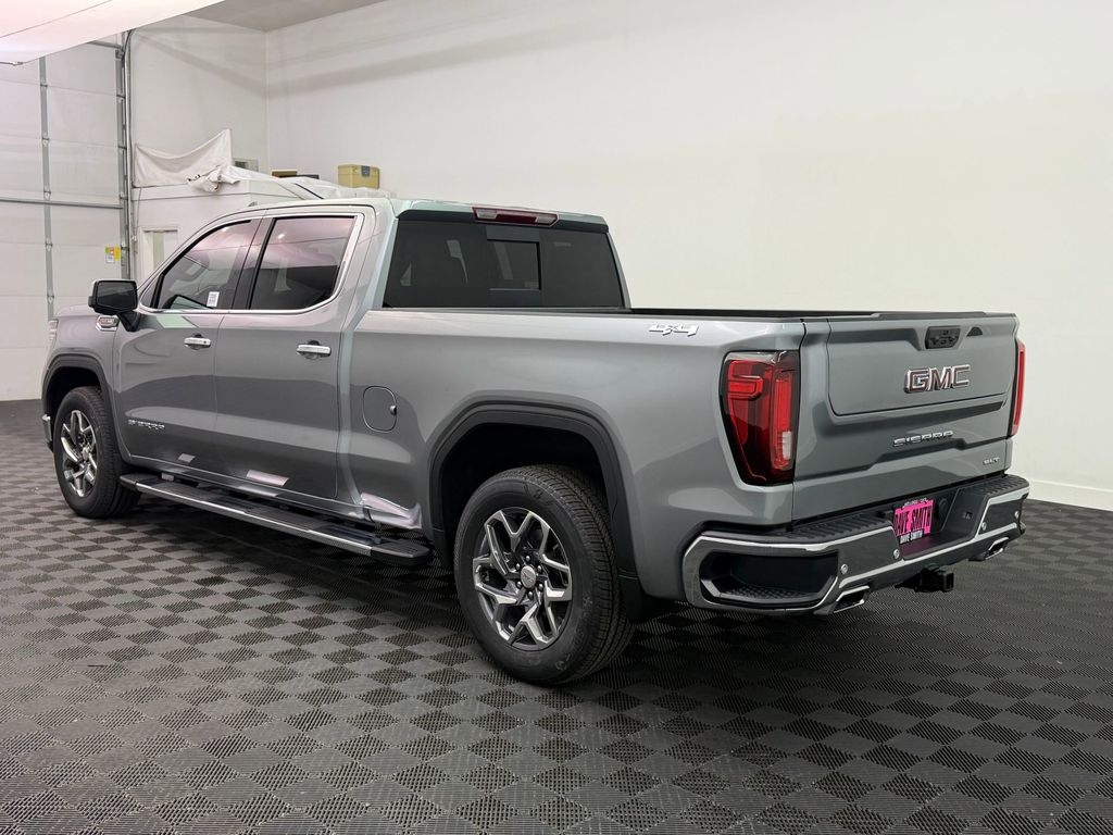 New 2026 GMC Sierra SLT Crew Cab
