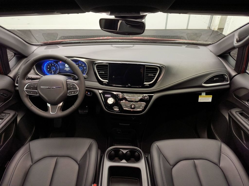 New 2026 Chrysler Pacifica Select Passenger Van