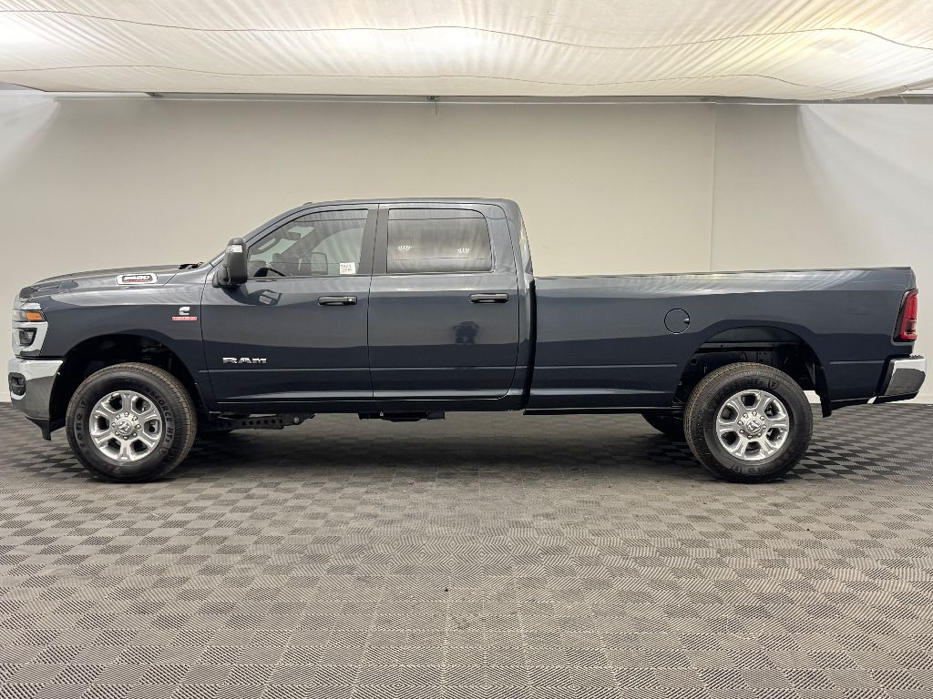 2025 Ram 3500 Big Horn photo 2