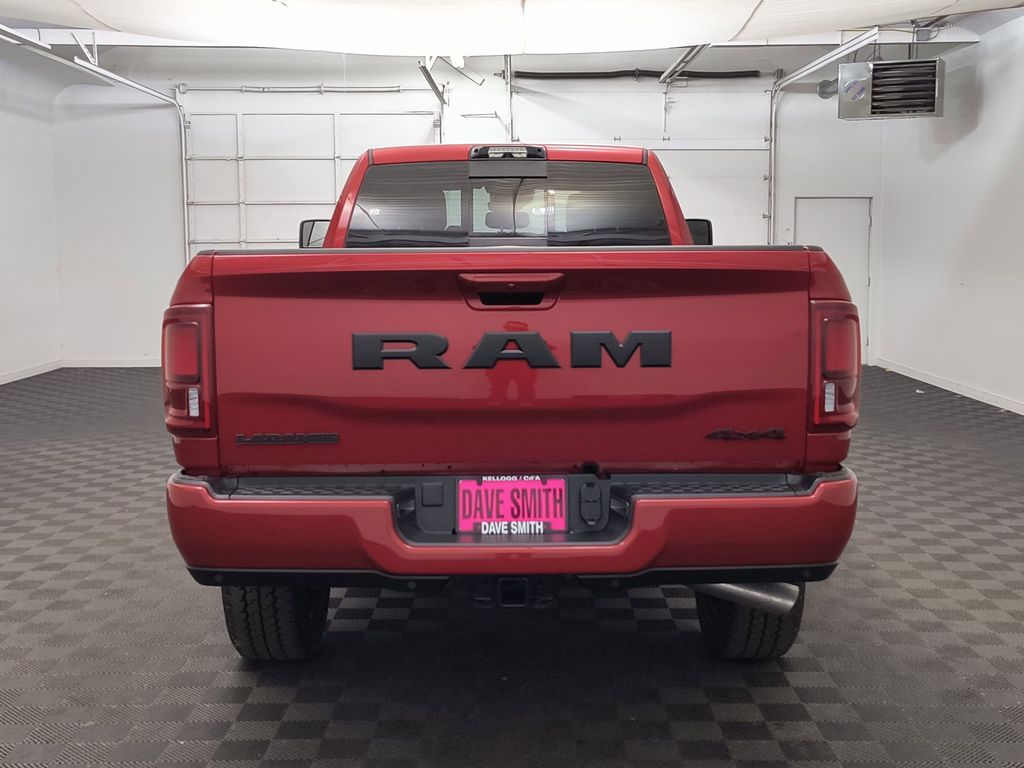 2026 RAM 3500 Laramie - Photo 8