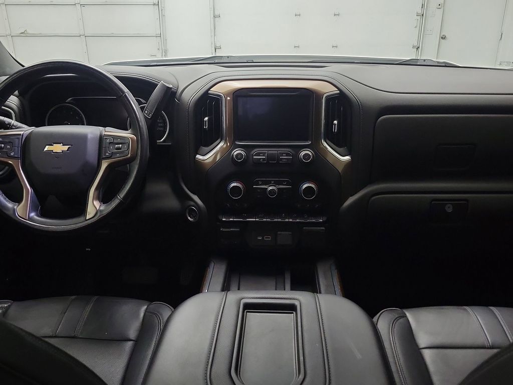 2022 Chevrolet Silverado 1500 High Country photo 4