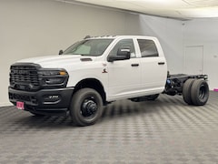 2025 Ram 3500 Chassis Tradesman Crew Cab