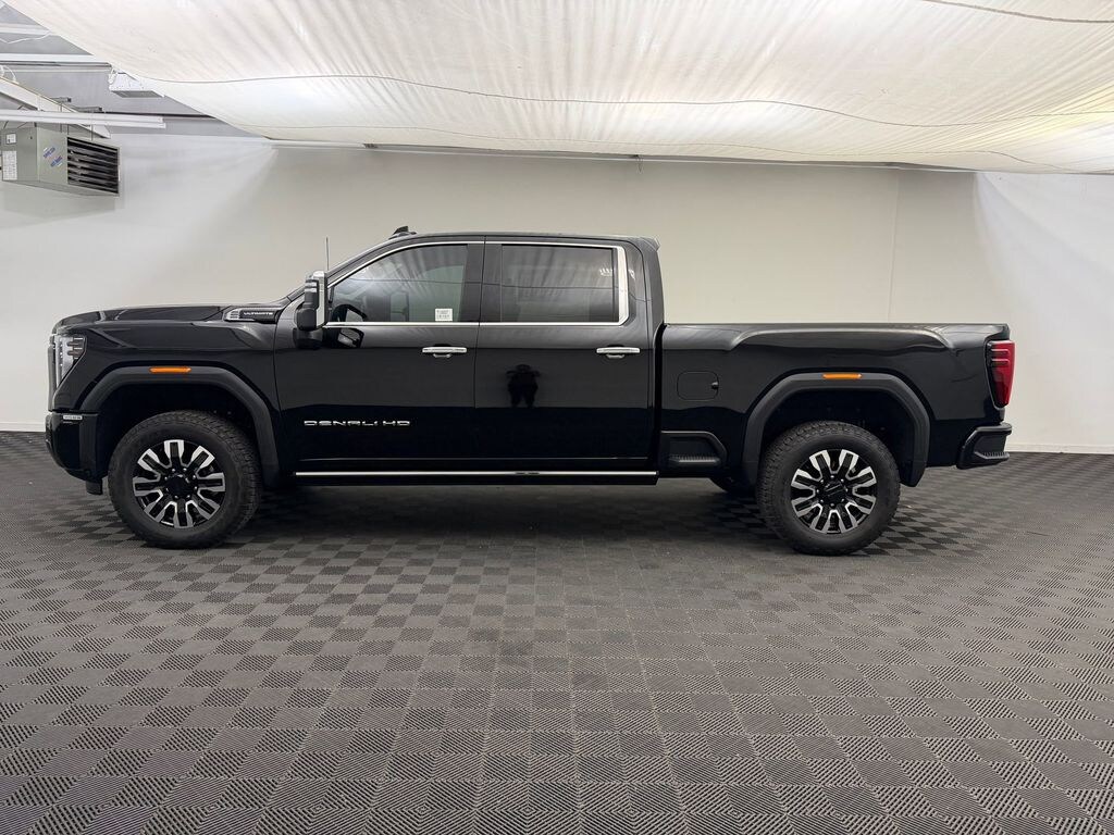 New 2026 GMC Sierra Denali Ultimate Crew Cab