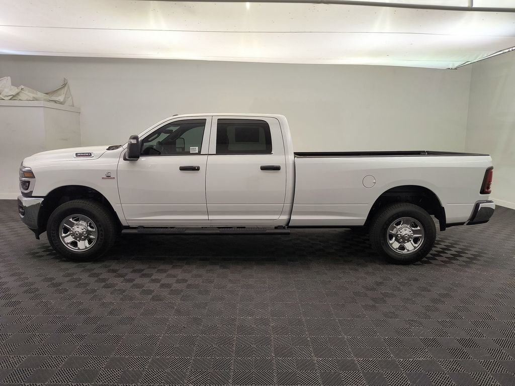 2025 Ram 3500 Tradesman photo 2