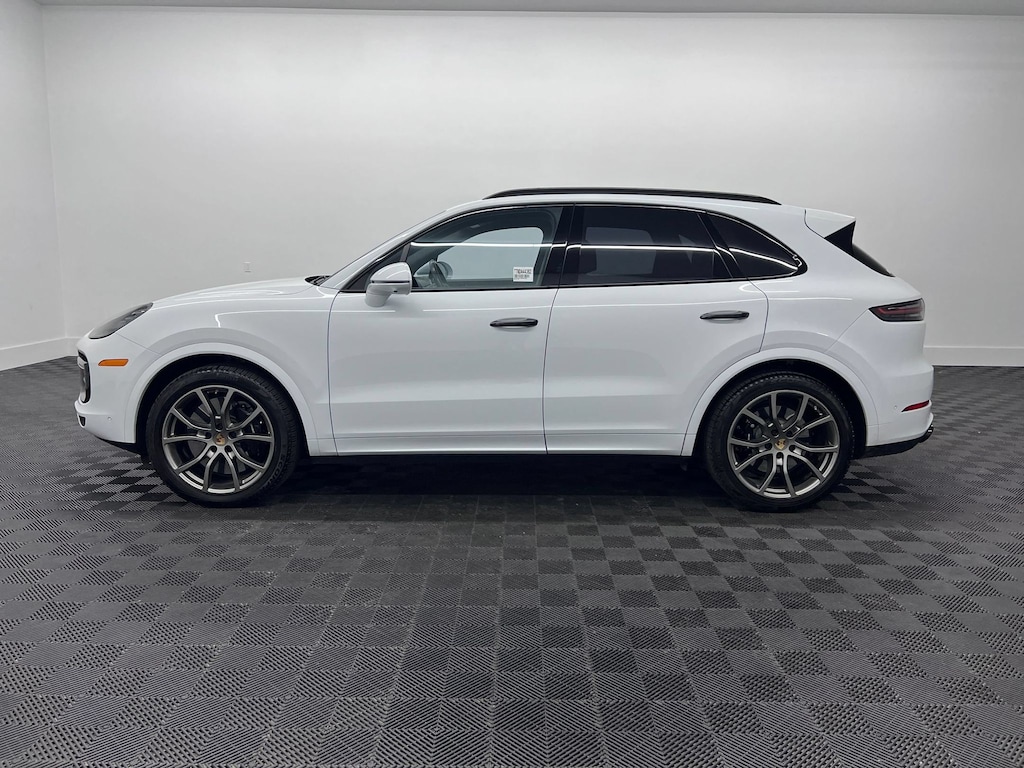 Used 2022 Porsche Cayenne Turbo SUV