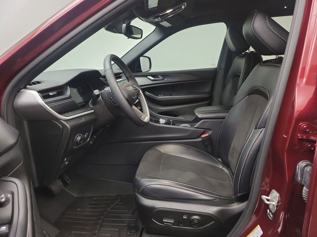 Certified 2023 Jeep Grand Cherokee L L Laredo SUV