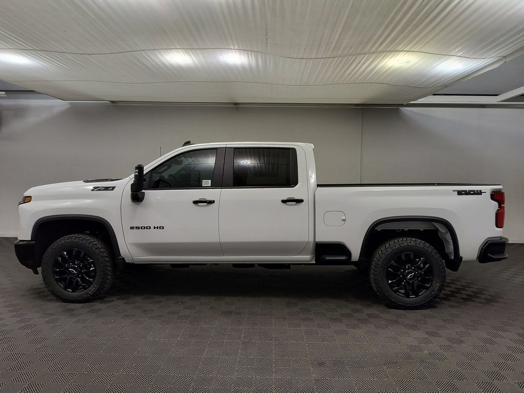 New 2026 Chevrolet Silverado 2500 LT Crew Cab