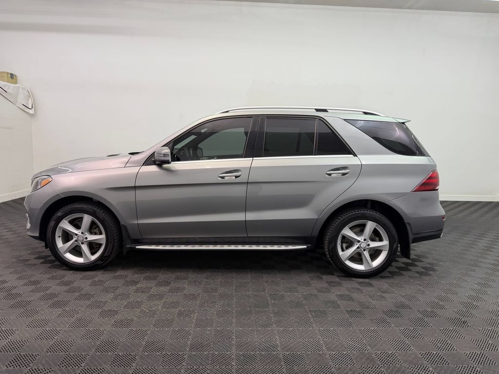Used 2016 Mercedes-Benz GLE SUV 300d 4MATIC SUV