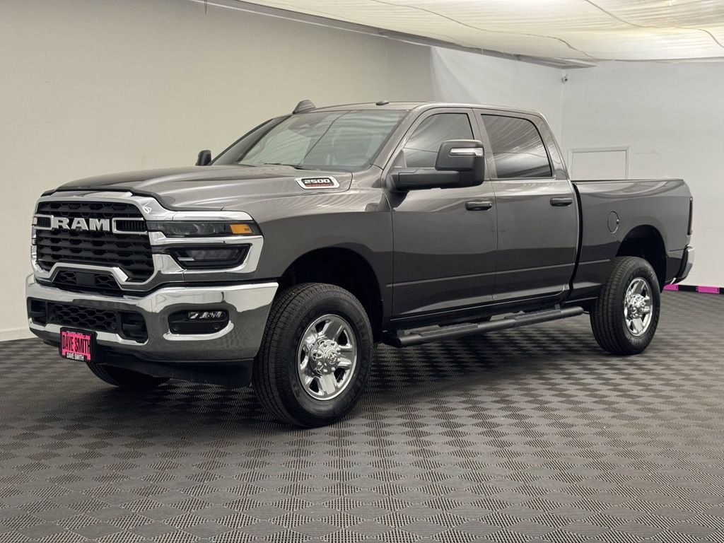 2025 Ram 2500 Tradesman photo 2