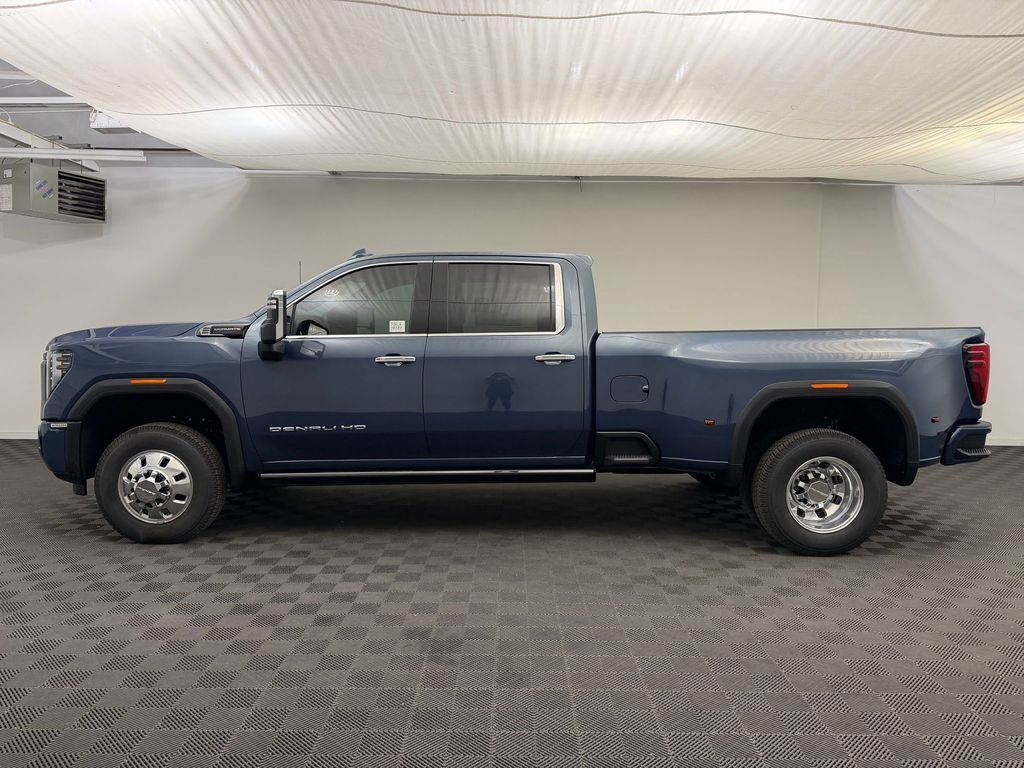 New 2026 GMC Sierra Denali Ultimate DRW Crew Cab