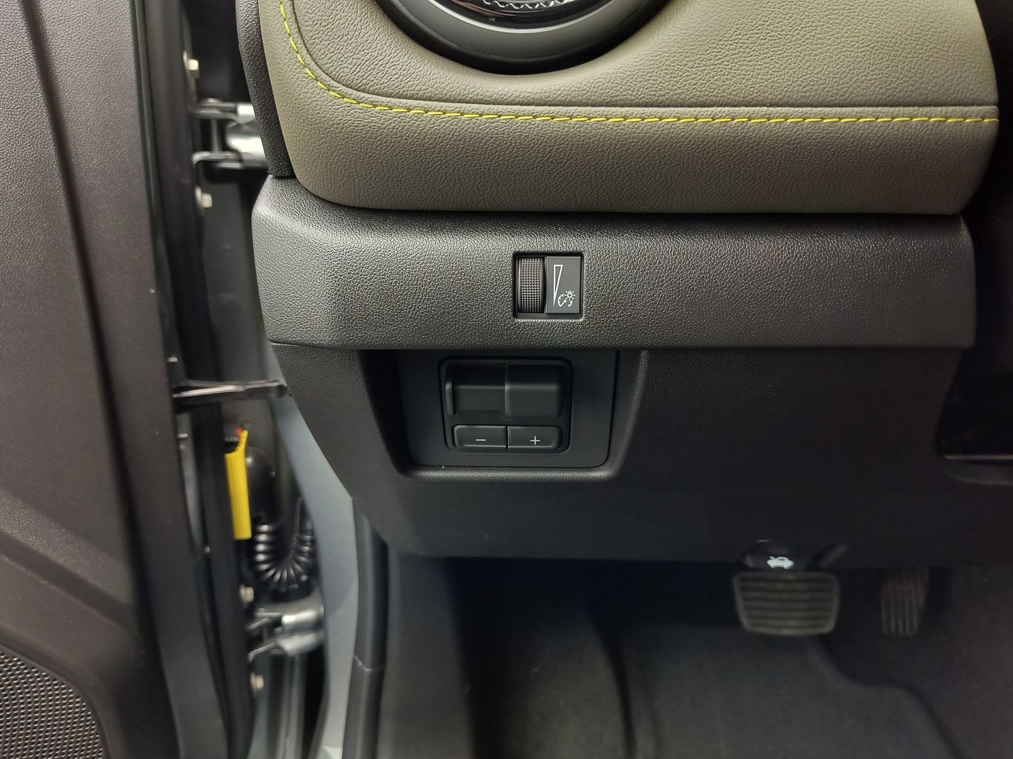 2026 Chevrolet Colorado ZR2 - Photo 17