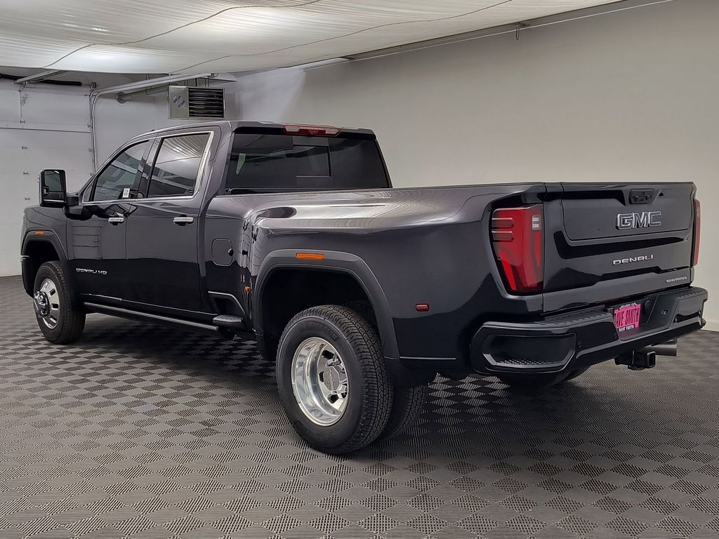 New 2026 GMC Sierra Denali Ultimate DRW Crew Cab