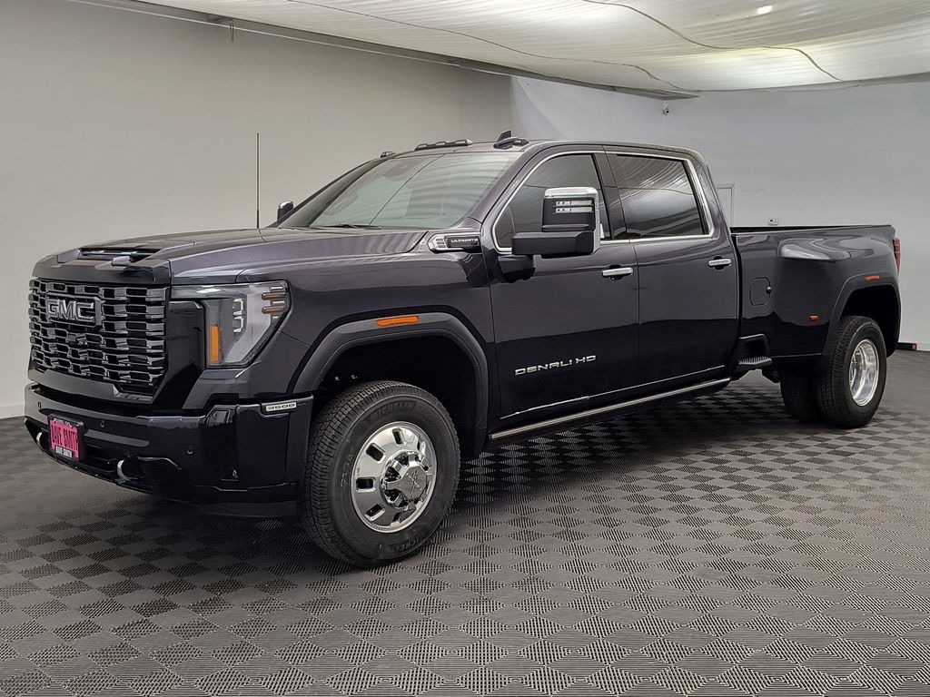 New 2026 GMC Sierra Denali Ultimate DRW Crew Cab