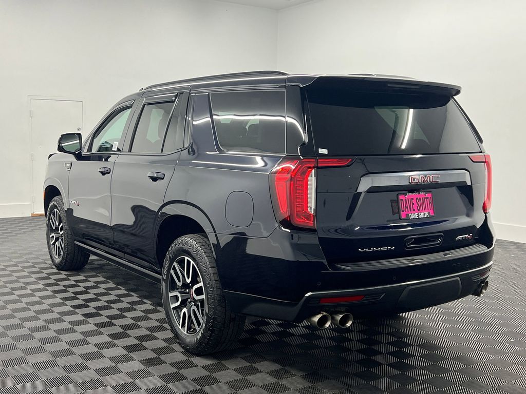 2024 Gmc Yukon AT4 photo 2