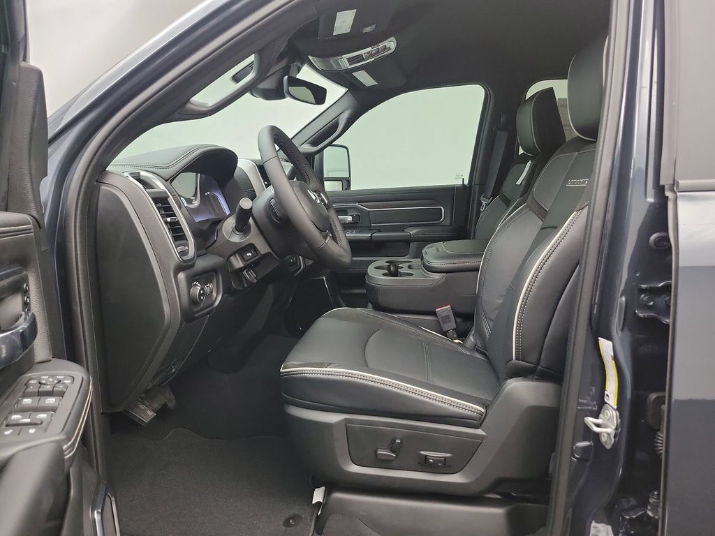 2026 Ram 2500 Laramie photo 4