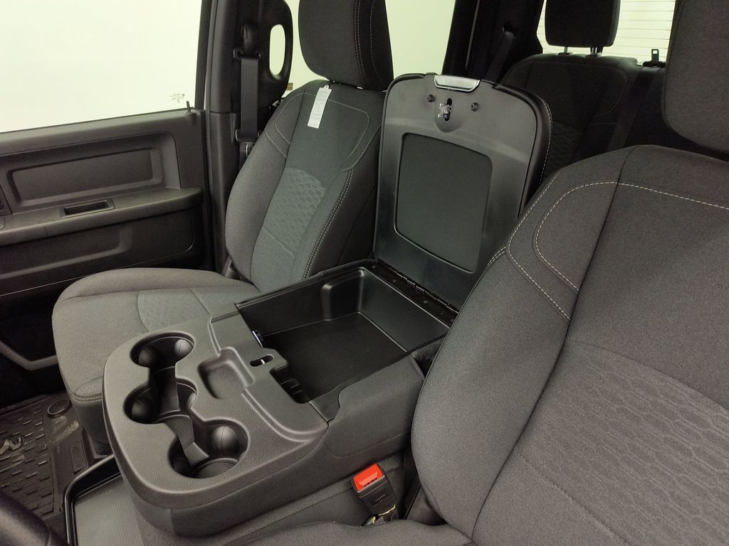 2025 RAM 2500 Tradesman - Photo 27