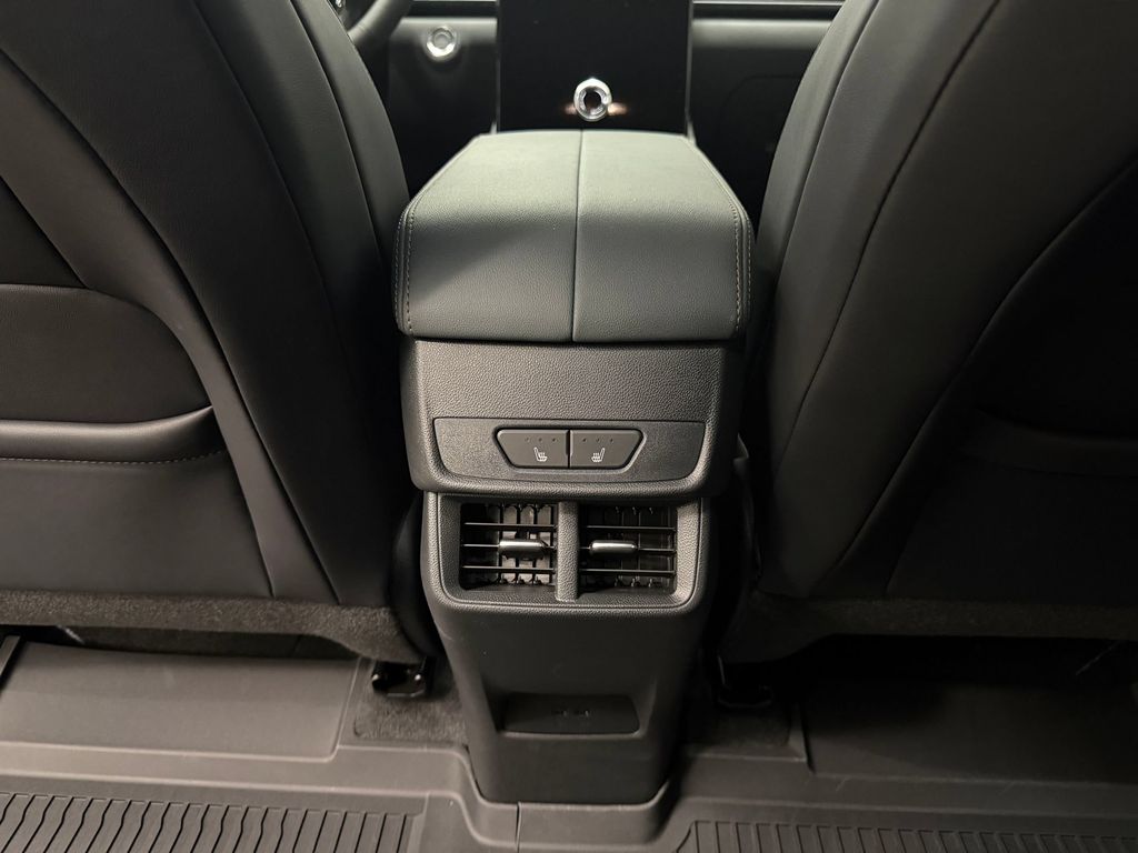 2027 GMC Terrain AT4 - Photo 28
