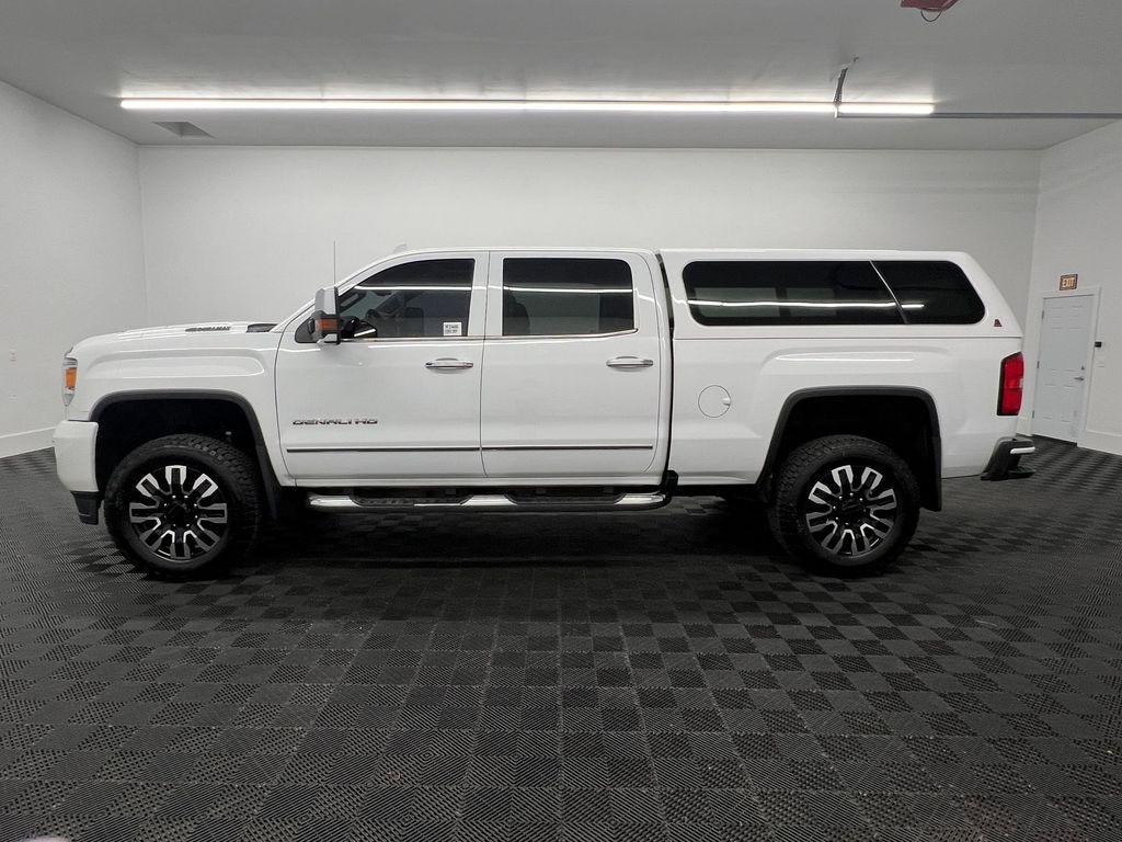 Used 2017 GMC Sierra 2500 Denali Truck Crew Cab