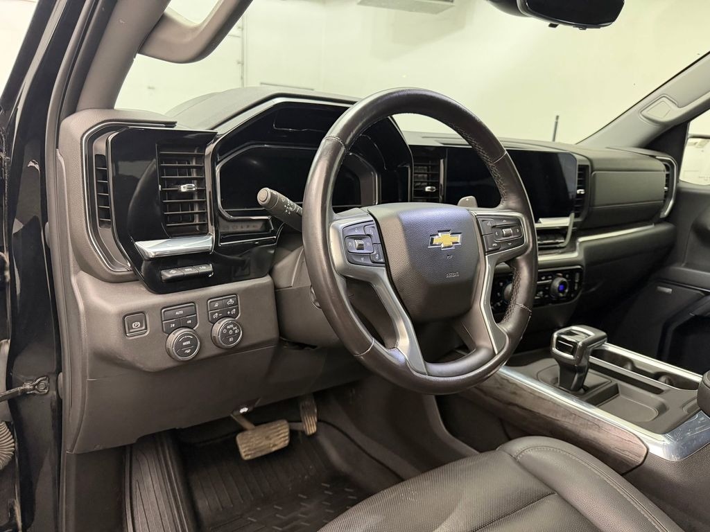 Used 2022 Chevrolet Silverado 1500 LTZ Truck Crew Cab