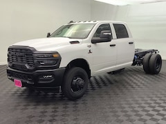 2025 Ram 3500 Chassis Tradesman Crew Cab