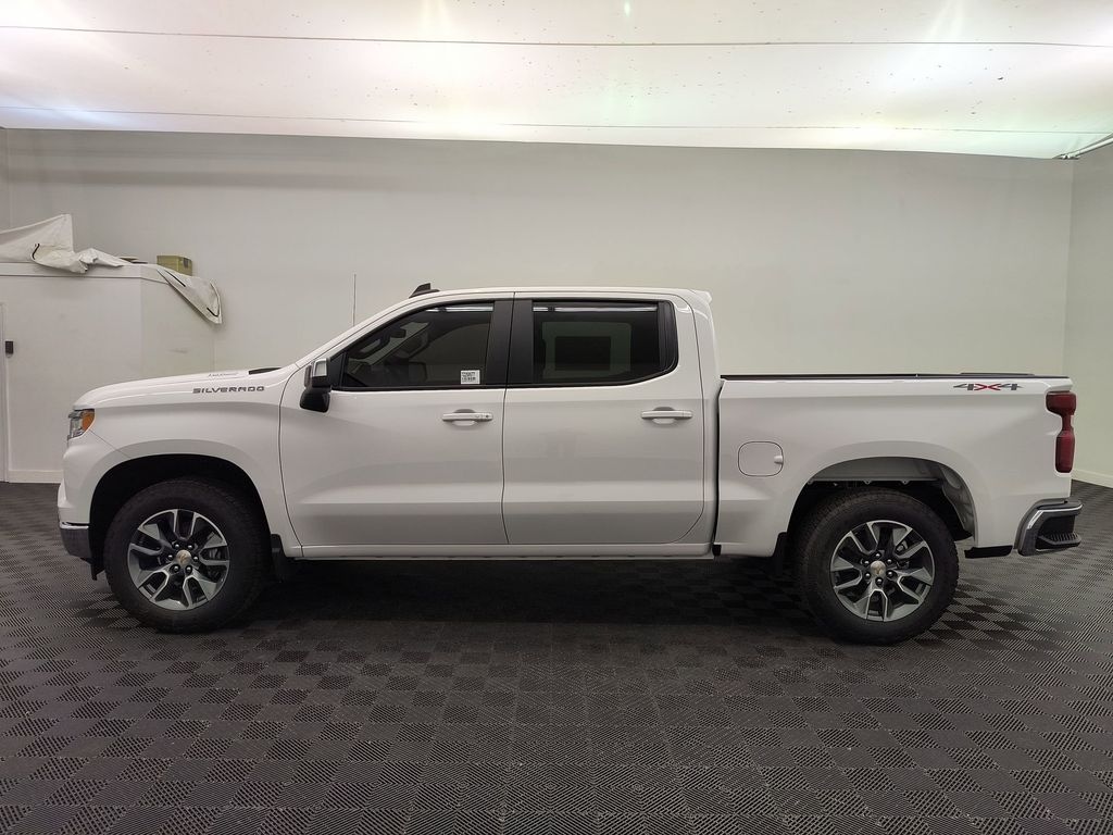 New 2026 Chevrolet Silverado LT Crew Cab