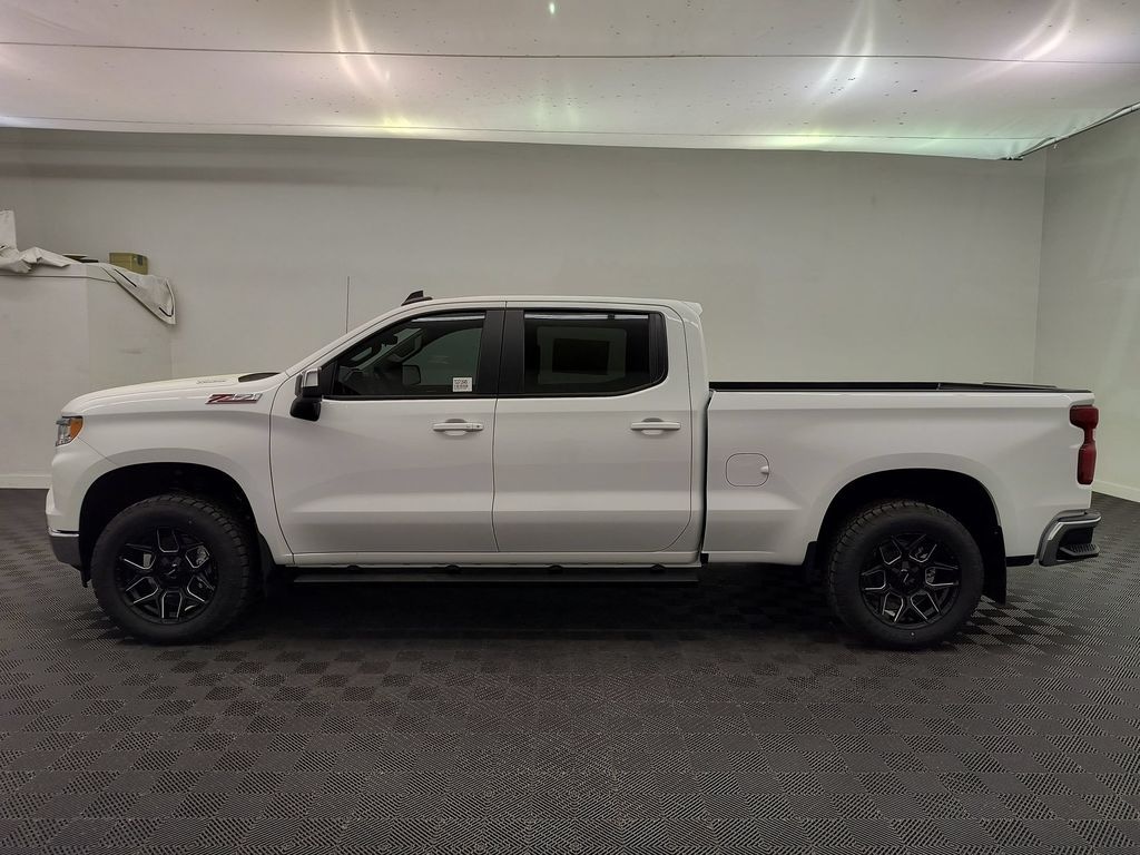 New 2026 Chevrolet Silverado 1500 LT Crew Cab