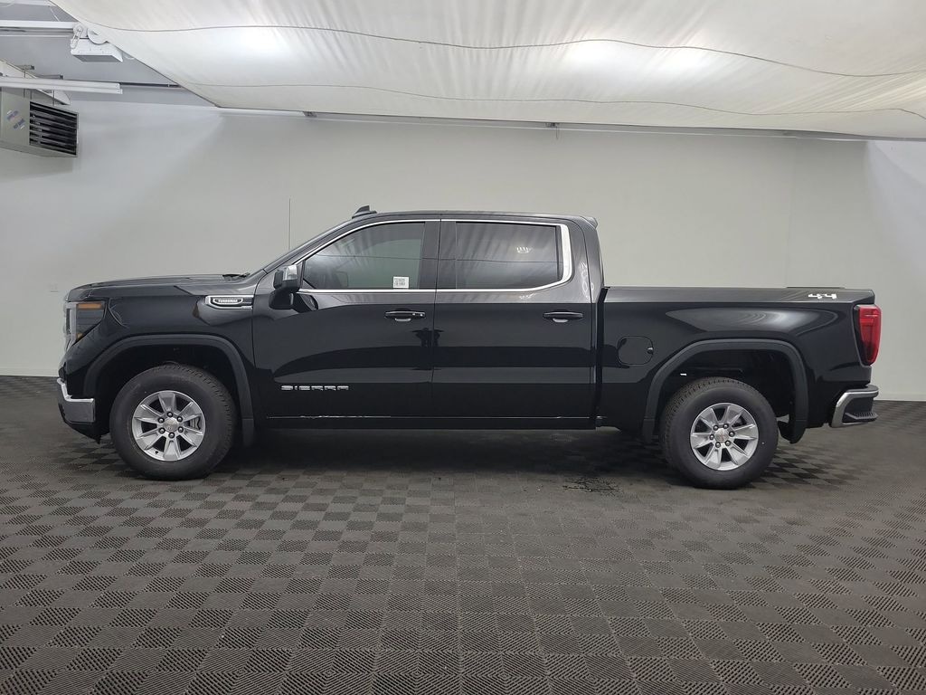New 2026 GMC Sierra SLE Crew Cab