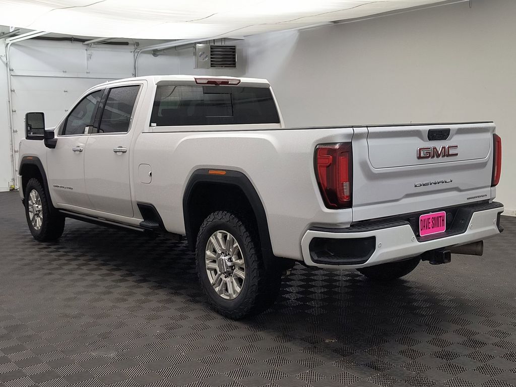 2022 Gmc Sierra 3500 Denali photo 3