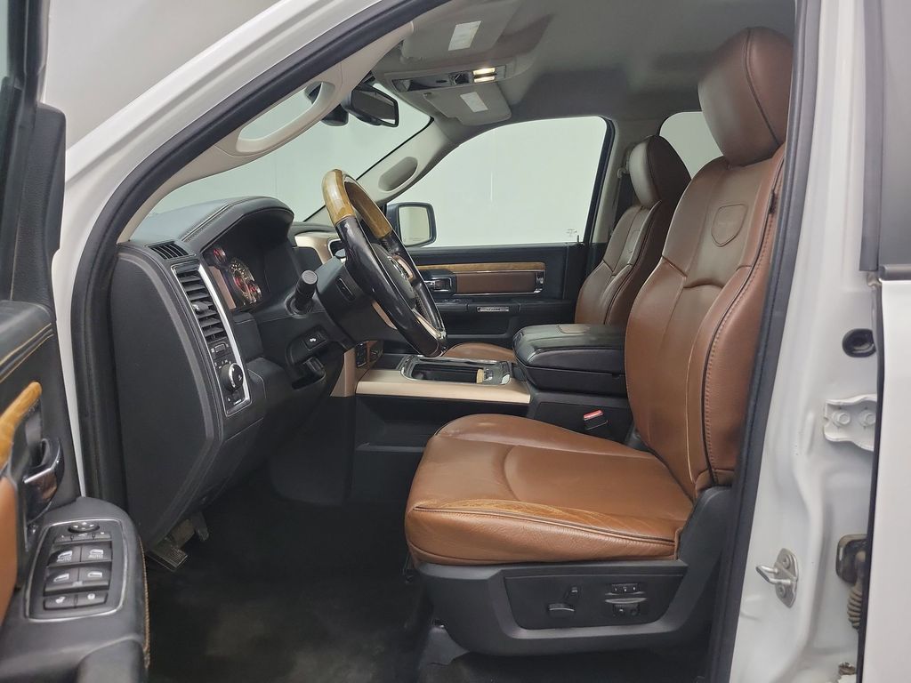 2016 Ram 1500 Longhorn photo 4