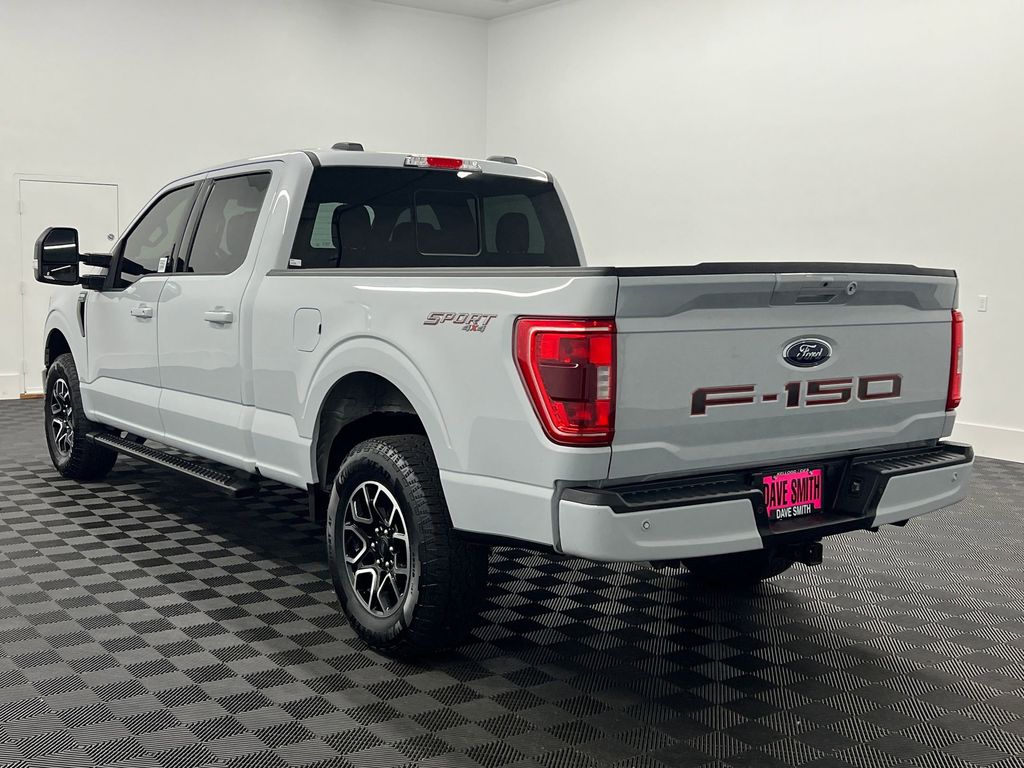 2022 Ford F-150 XLT photo 3