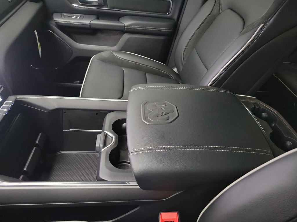 2026 RAM 1500 Laramie - Photo 28