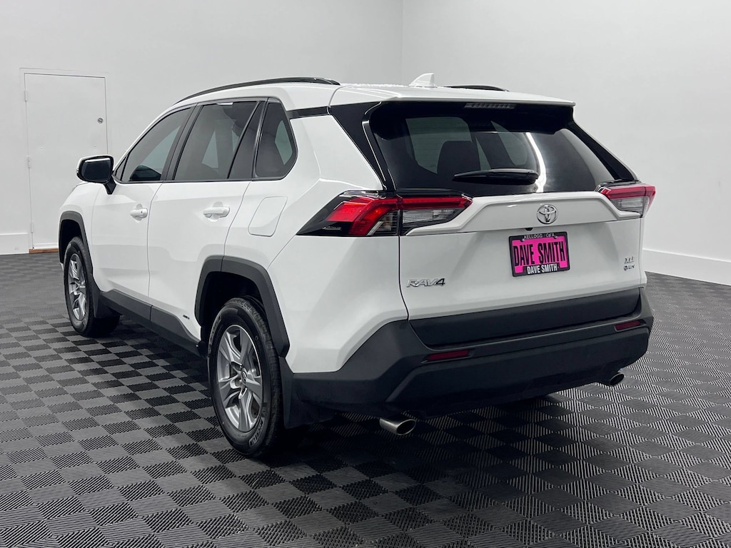 Used 2025 Toyota RAV4 Hybrid XLE SUV