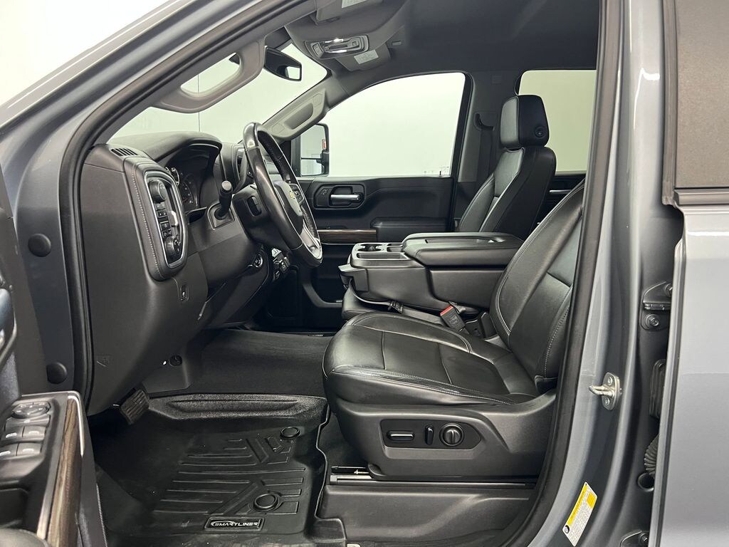 Used 2020 Chevrolet Silverado 1500 LT Truck Crew Cab