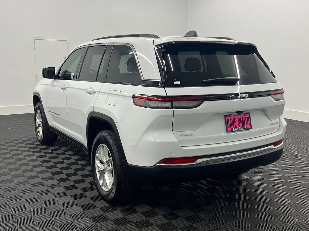 Certified 2025 Jeep Grand Cherokee Laredo SUV