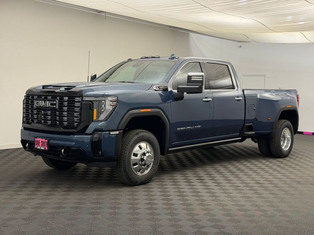 New 2026 GMC Sierra Denali Ultimate DRW Crew Cab