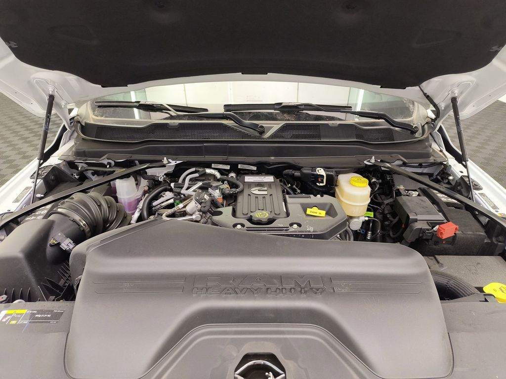 2025 RAM 2500 Tradesman - Photo 31