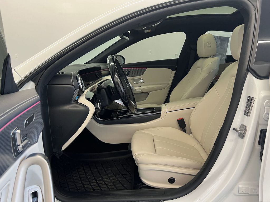 2024 Mercedes Benz CLA 250 photo 2
