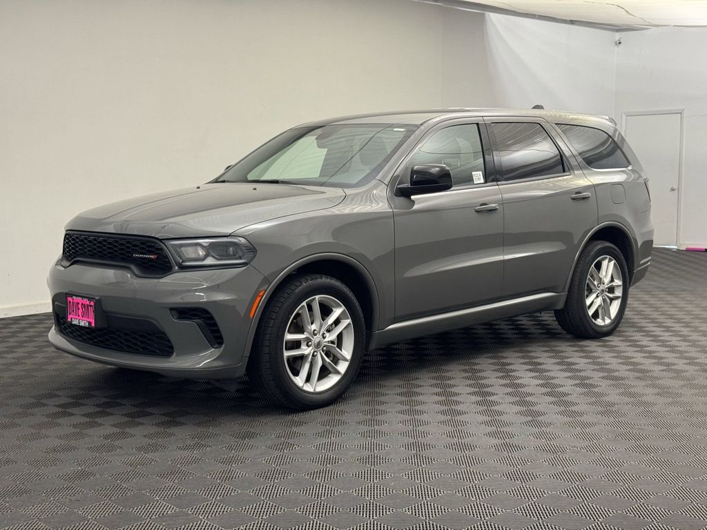 2023 Dodge Durango GT photo 2