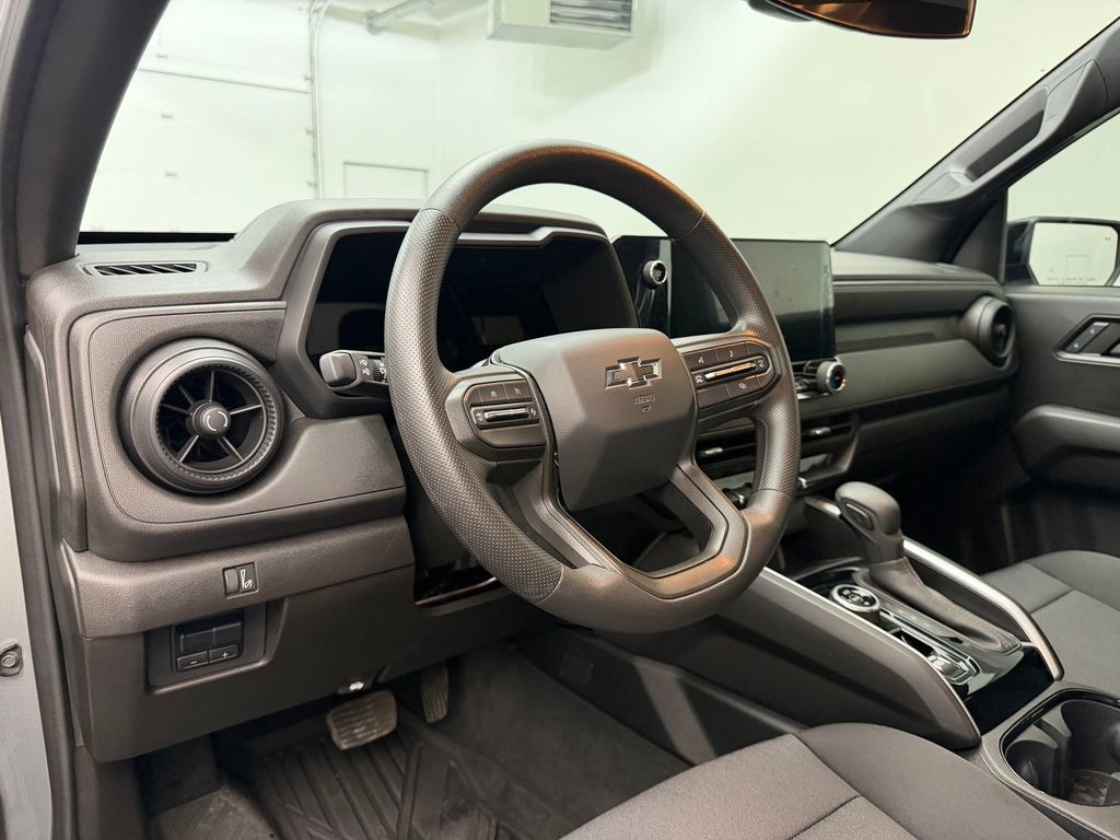 Used 2024 Chevrolet Colorado Trail Boss Truck Crew Cab