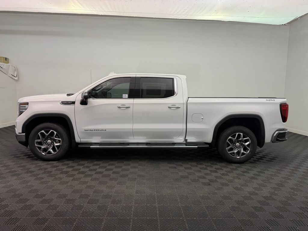 New 2026 GMC Sierra SLT Crew Cab