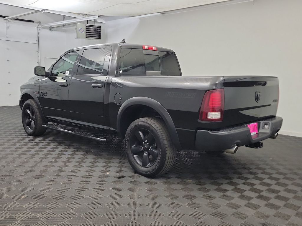 2020 Ram 1500 Classic SLT photo 2