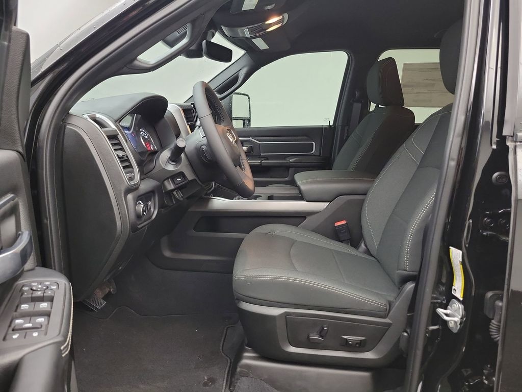 New 2025 Ram 2500 Big Horn Crew Cab