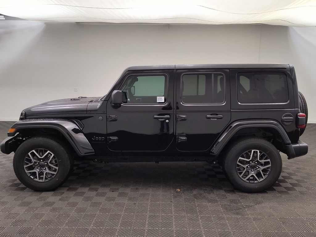 2026 Jeep Wrangler Sahara photo 2