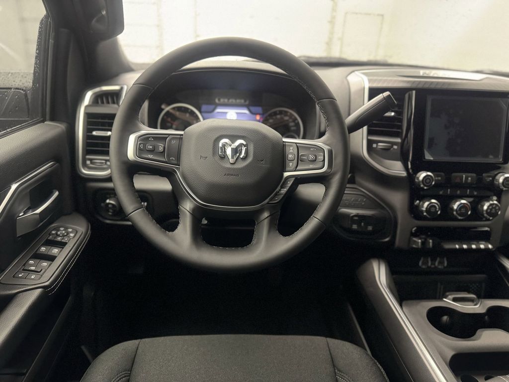 2025 Ram 3500 Big Horn photo 4